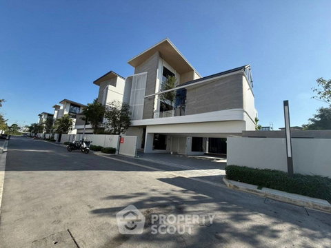 บ้าน 5 ห้องนอน ให้เช่า โครงการ Vive Krungthep Kreetha ใกล้ สะพานสูง (ID 3128478)