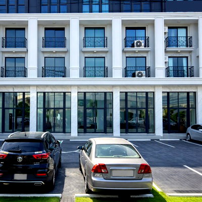 Shophouses for rent BTS Srinagarindra : Phatthanakan Sukhumvit 77, new commercial building for rent, 4.5 floors, 3 bedrooms, On Nut 68-78, 4 bathrooms, near Suan Luang intersection.