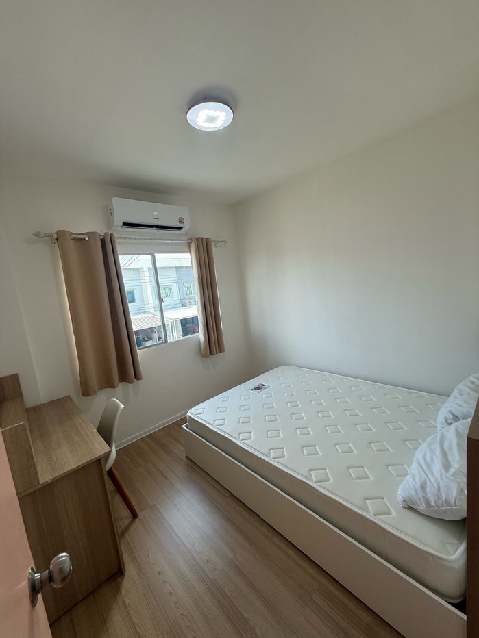 รูป 🏡✨ ให้เช่าทาวน์โฮม 2 ชั้น รีโนเวทใหม่ พร้อมเฟอร์ครบ 📍 Habitown Nest ท่าข้าม – พระราม 2 - รูปที่ 4/13