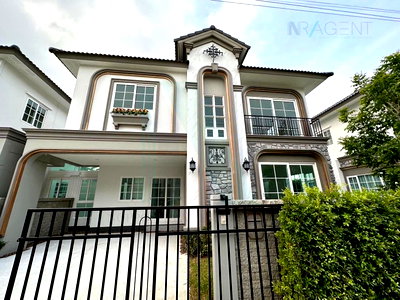 บ้านเดี่ยวให้เช่า : ให้เช่าบ้านเดี่ยว 2 ชั้น แกรนดิโอ บางนา กม.5 4 ห้องนอน 3 ห้องน้ำ
