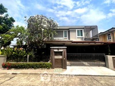 บ้านเดี่ยว ถนนกรุงเทพ-ชลบุรี มอเตอร์เวย์ : บ้าน 4 ห้องนอน ขาย ใน โกลเด้น นาคารา อ่อนนุช 65 ใกล้ ARL บ้านทับช้าง (ID 3128485)