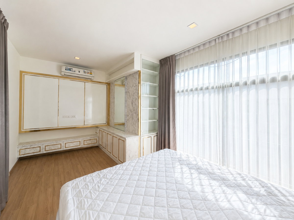 รูป 🔥 ทาวน์โฮม 3 ชั้น ทำเลปิ่นเกล้า–กาญจนาภิเษก 🏡 บ้านเปี่ยมสุข 🏡 เพียง 4.29 ล้านบาท! 🔥 - รูปที่ 7/20