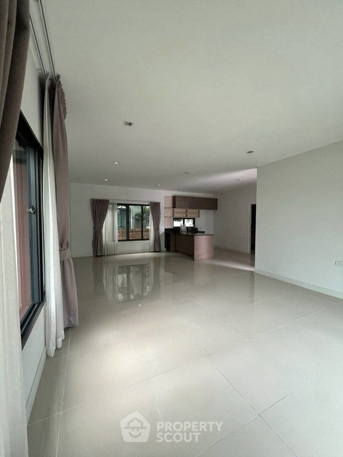 รูป บ้าน 4 ห้องนอน ให้เช่า ใน บุราสิริ วงแหวน-อ่อนนุช (ID 3128469) - รูปที่ 2/4