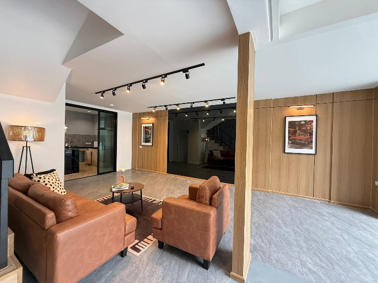 รูป Garage House ทาวน์โฮม 3 ชั้น สไตล์ไม่ซ้ำใคร - รูปที่ 7/33