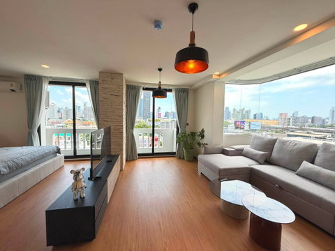 Best Price ‼️ขาย J.C. Tower ห้องสวยมาก Studio ที่กว้างและน่าอยู่ วิวเมือง เฟอร์ครบ🔥DS3879 | Line @Dstay