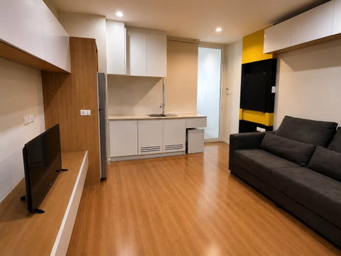 ให้เช่าคอนโด จามจุรี สแควร์ เรสซิเด้นส์ อาคาร 1 ชั้น 8 1 ห้องนอน ขนาด 43 ตรม ใกล้ จุฬาลงกรณ์มหาวิทยาลัย