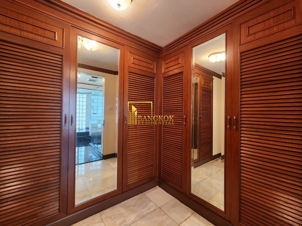 รูป Le Raffine 24 | 3 Bedroom Duplex Condo With Private Pool Area - BR15087CD - รูปที่ 26/44