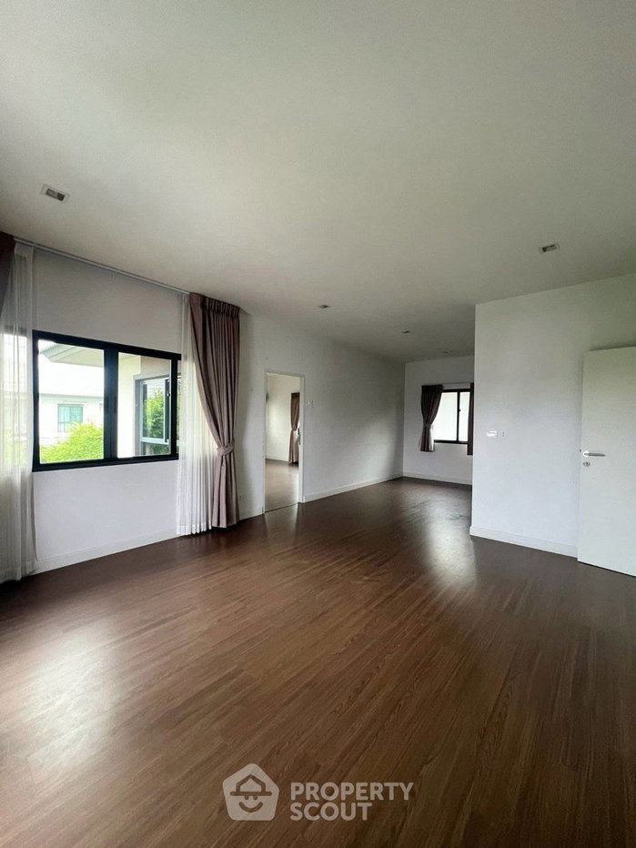รูป บ้าน 4 ห้องนอน ให้เช่า ใน บุราสิริ วงแหวน-อ่อนนุช (ID 3128469) - รูปที่ 3/4