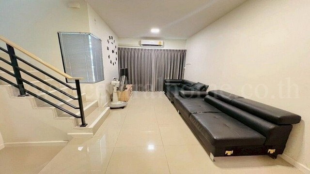 รูป ทาวน์โฮม หมู่บ้าน สิริเพลส นวนคร (ติดโรงเกลือ) พร้อมอยู่ราคาถูกมาก - รูปที่ 5/20
