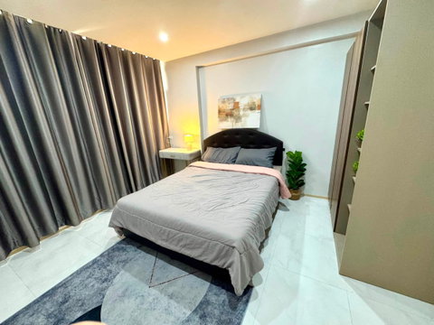 🏷️ P-9581 | Siam Condominium : Spacious 3 Bedroom Near MRT Rama 9 40,000 THB | Line ID: @easycondoplus | 099-229-6397