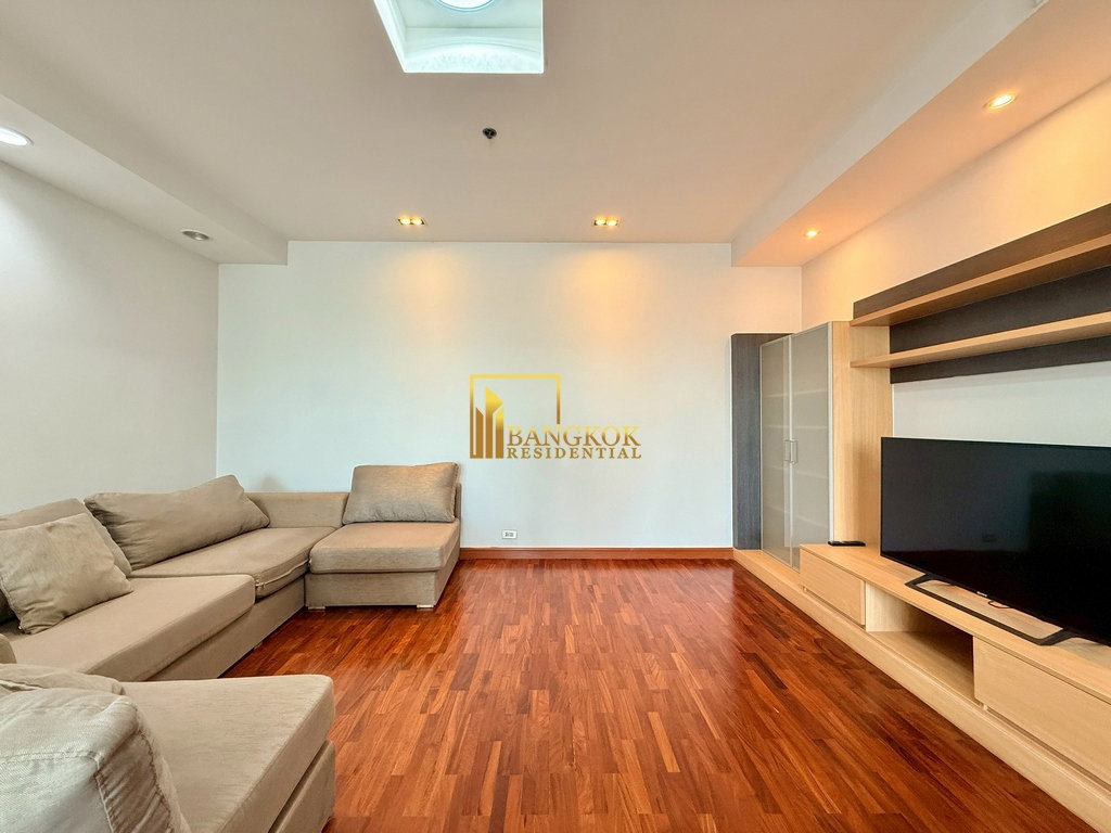 รูป Charming 3 Bedroom Apartment For Rent in Phrom Phong Area - BR0071AP - รูปที่ 2/47