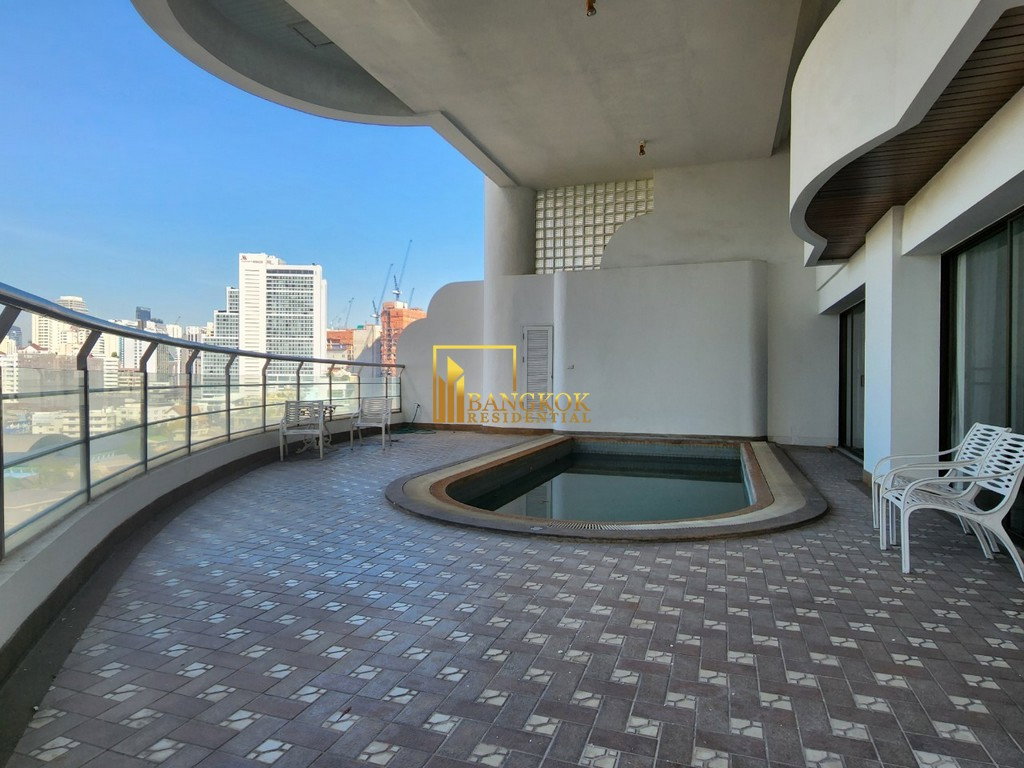 รูป Le Raffine 24 | 3 Bedroom Duplex Condo With Private Pool Area - BR15087CD - รูปที่ 10/44