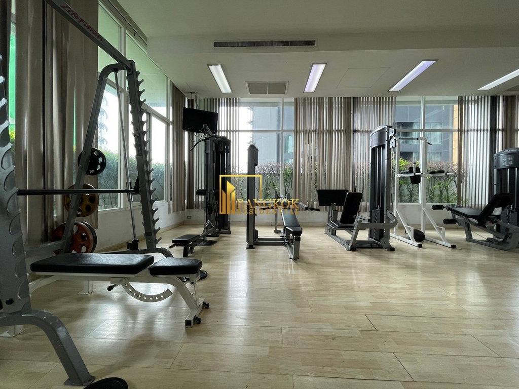 รูป Charming 3 Bedroom Apartment For Rent in Phrom Phong Area - BR0071AP - รูปที่ 37/47