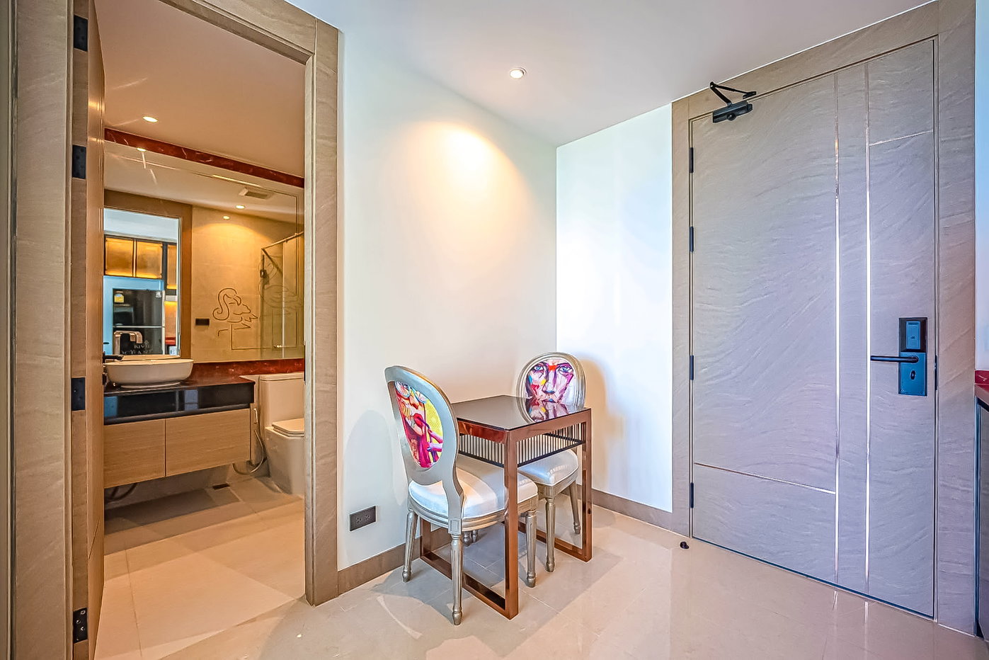 รูป The Riviera Ocean Drive Condo for Rent Studio Sea View - รูปที่ 4/7