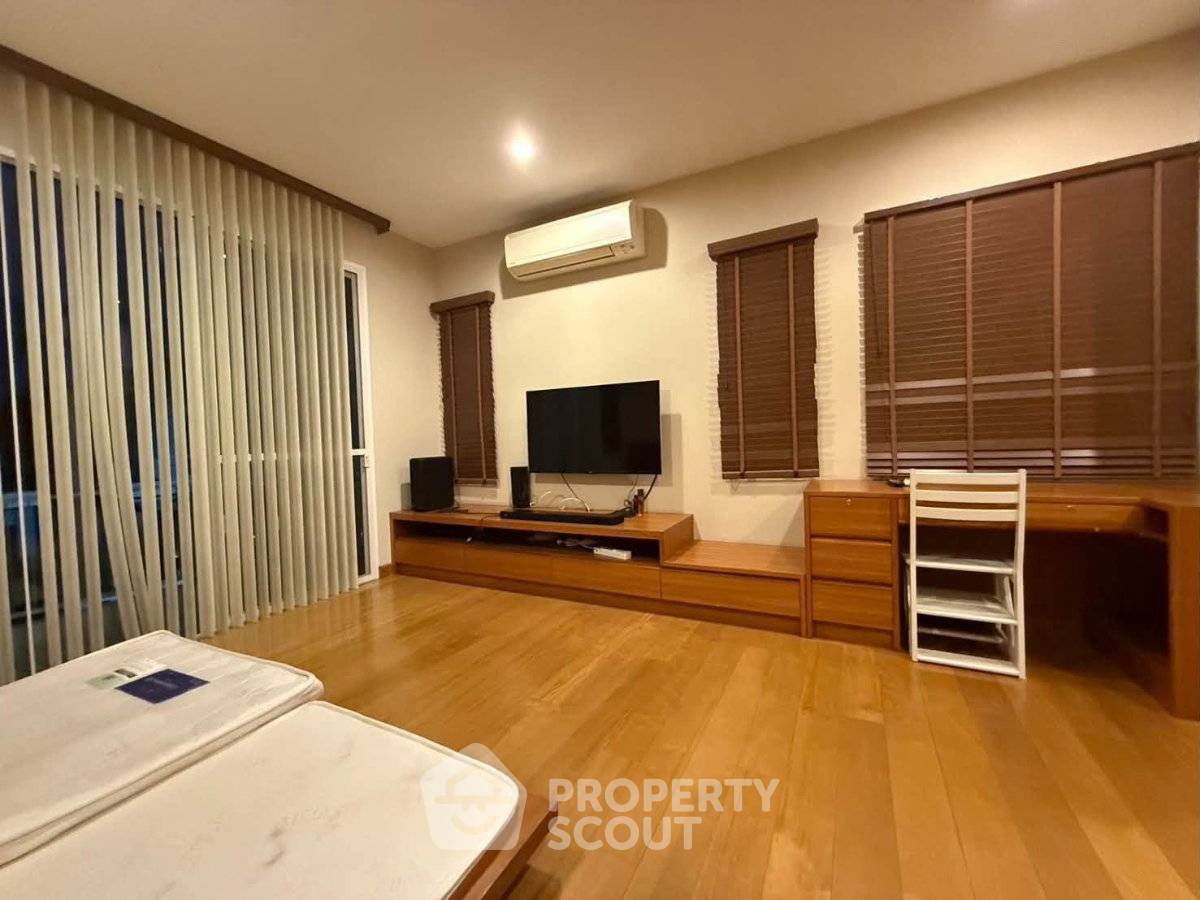 รูป บ้านให้เช่า 3 ห้องนอน The City สุขุมวิท-บางนา ใกล้ BTS บางนา (ID 3128481) - รูปที่ 3/13