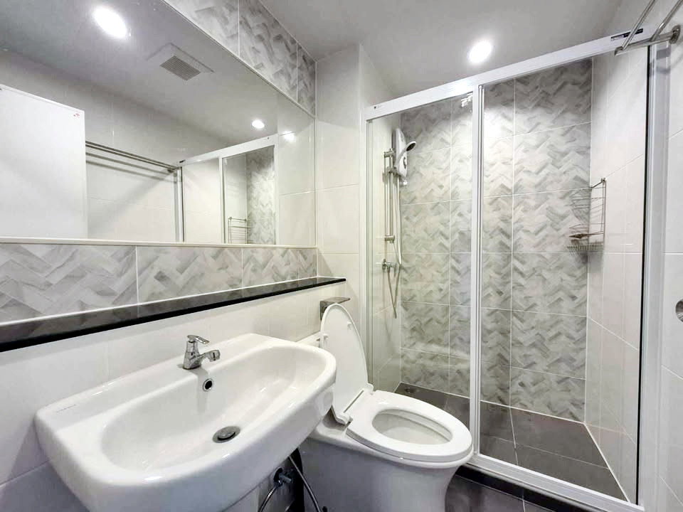 รูป ***ให้เช่า Regent Home บางนา (ตกแต่งสวย!!! + ใกล้รถไฟฟ้าBTS) *รับโปรพิเศษ* LINE : @Feelgoodhome (มี@หน้า) - รูปที่ 12/13