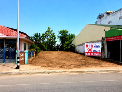 ที่ดิน ขอนแก่น : ขายที่ดินเปล่า ทำเลทอง ติดถนนมะลิวัลย์ (ทางหลวง 12) จ.ขอนแก่น
