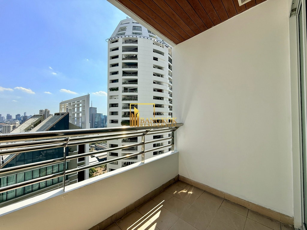รูป Charming 3 Bedroom Apartment For Rent in Phrom Phong Area - BR0071AP - รูปที่ 6/47