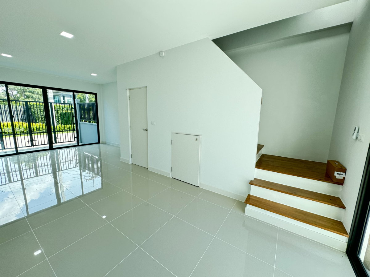 รูป เช่าด่วน! หลังสุดท้าย ค้าขายดี โฮมออฟฟิศ 3 ชั้น โครงการ DISTRICT พหลโยธิน–วิภาวดี - รูปที่ 9/23