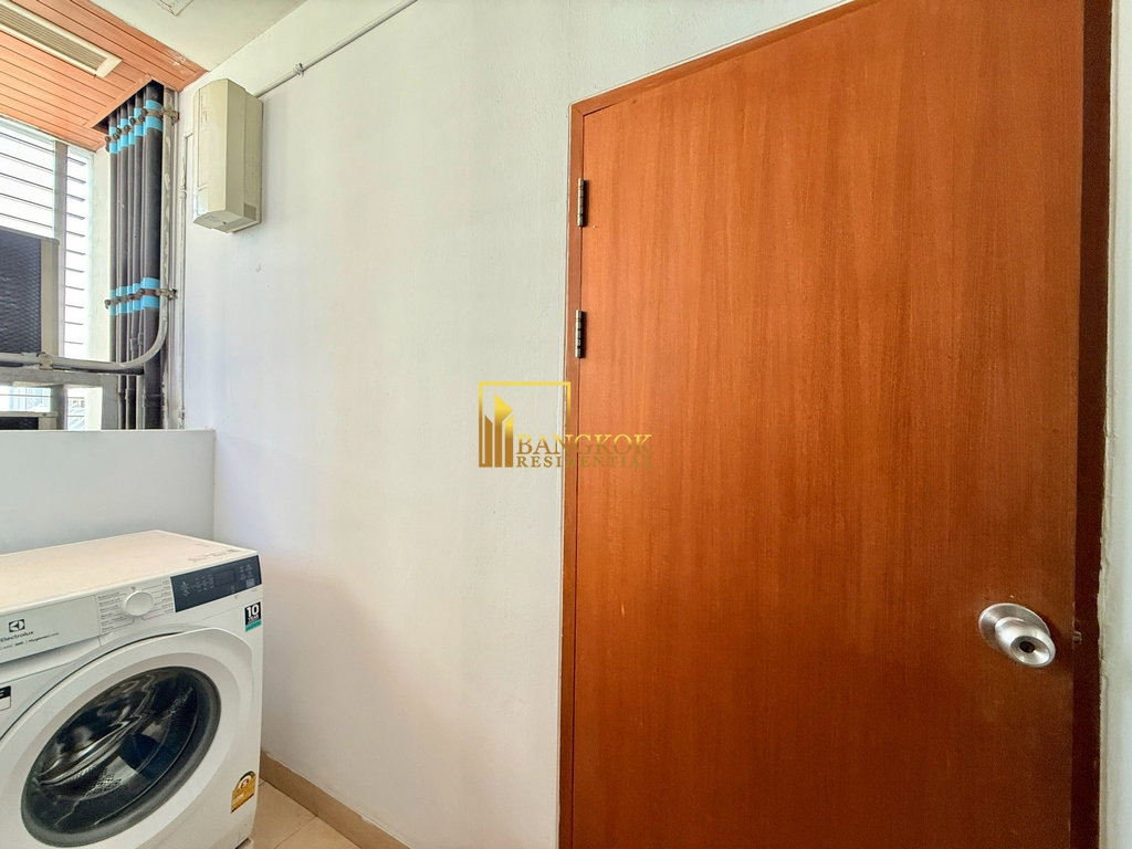 รูป Charming 3 Bedroom Apartment For Rent in Phrom Phong Area - BR0071AP - รูปที่ 30/47