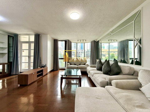 Well Maintained 3 Bedroom Apartment For Rent in Chidlom Area - BR0735AP