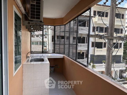 คอนโด 1 ห้องนอน ขาย Hillside Condominium 2 ใกล้นิมมานเหมินทร์ (ID 3127348)