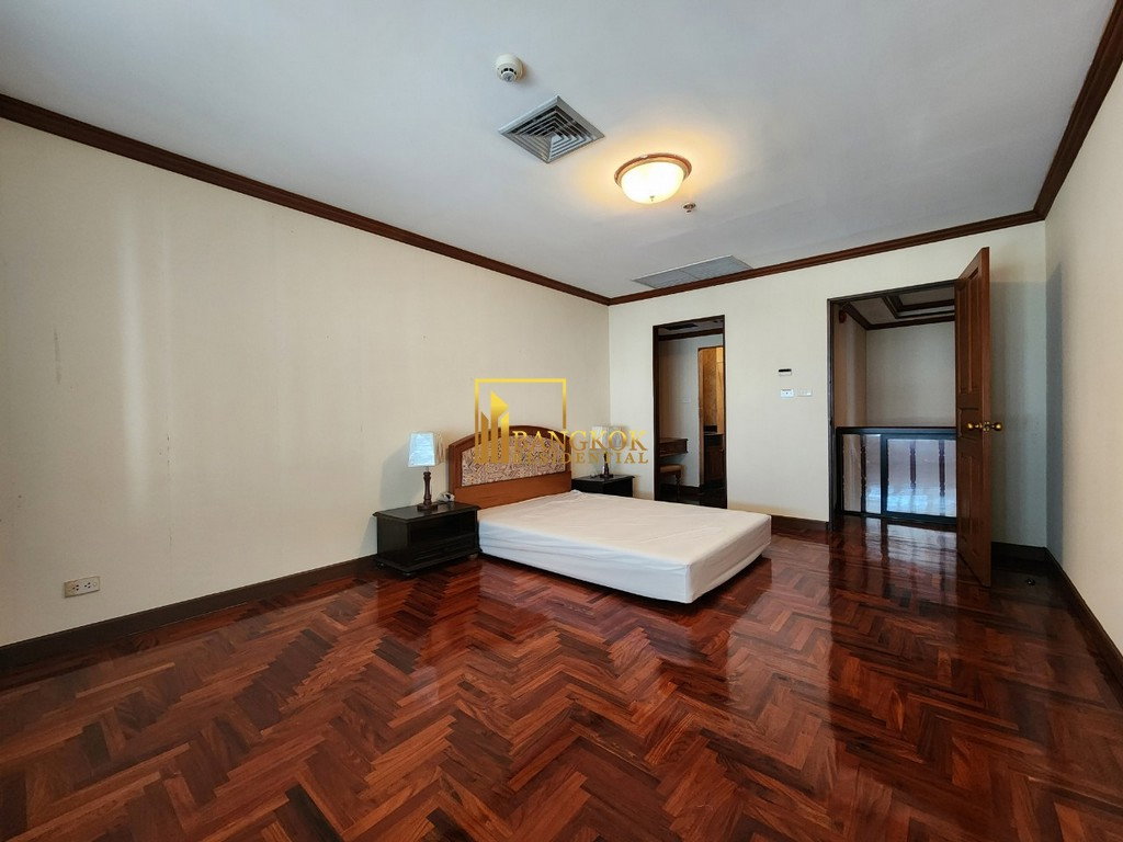 รูป Le Raffine 24 | 3 Bedroom Duplex Condo With Private Pool Area - BR15087CD - รูปที่ 15/44