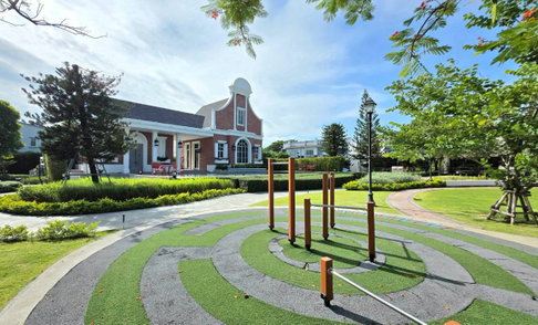 For Sale: English-style Townhome at indy Ayuttaya by Land&Houses