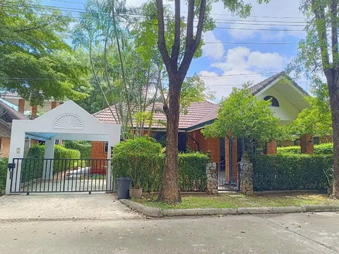 🏡 บ้านให้เช่าบ้านเดี่ยว 1 ชั้น พร้อมเฟอร์นิเจอร์ ในโครงการคุณภาพ ใกล้สนามบินเชียงใหม่ แม่เหียะ ทำเลดี เดินทางสะดวก ใกล้ร้านสะดวกซื้อ ปั้มน้ำมัน Etc