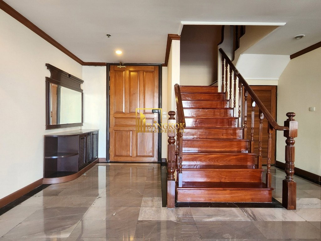 รูป Le Raffine 24 | 3 Bedroom Duplex Condo With Private Pool Area - BR15087CD - รูปที่ 4/44