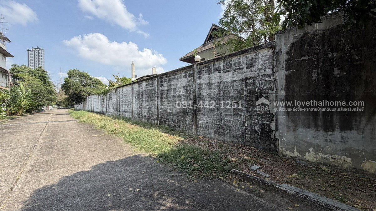 รูป ขายที่ดินถนนพัฒนาการ56 หมู่บ้านเอื้อสุขแมนชื่นพาร์ค พื้นที่ 987 ตรว. ราคาถูก ขายเพียง 120,000 บาท/ตรว.ใกล้bts สถานีพัฒนาการและแอร์พอร์ตลิ้งค์ - รูปที่ 5/8