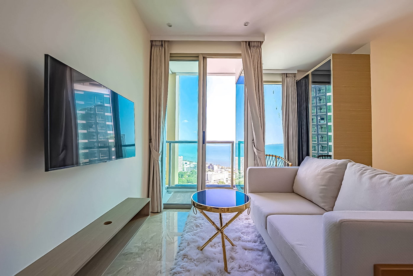 รูป The Riviera Ocean Drive Condo for Rent Studio Sea View - รูปที่ 2/7