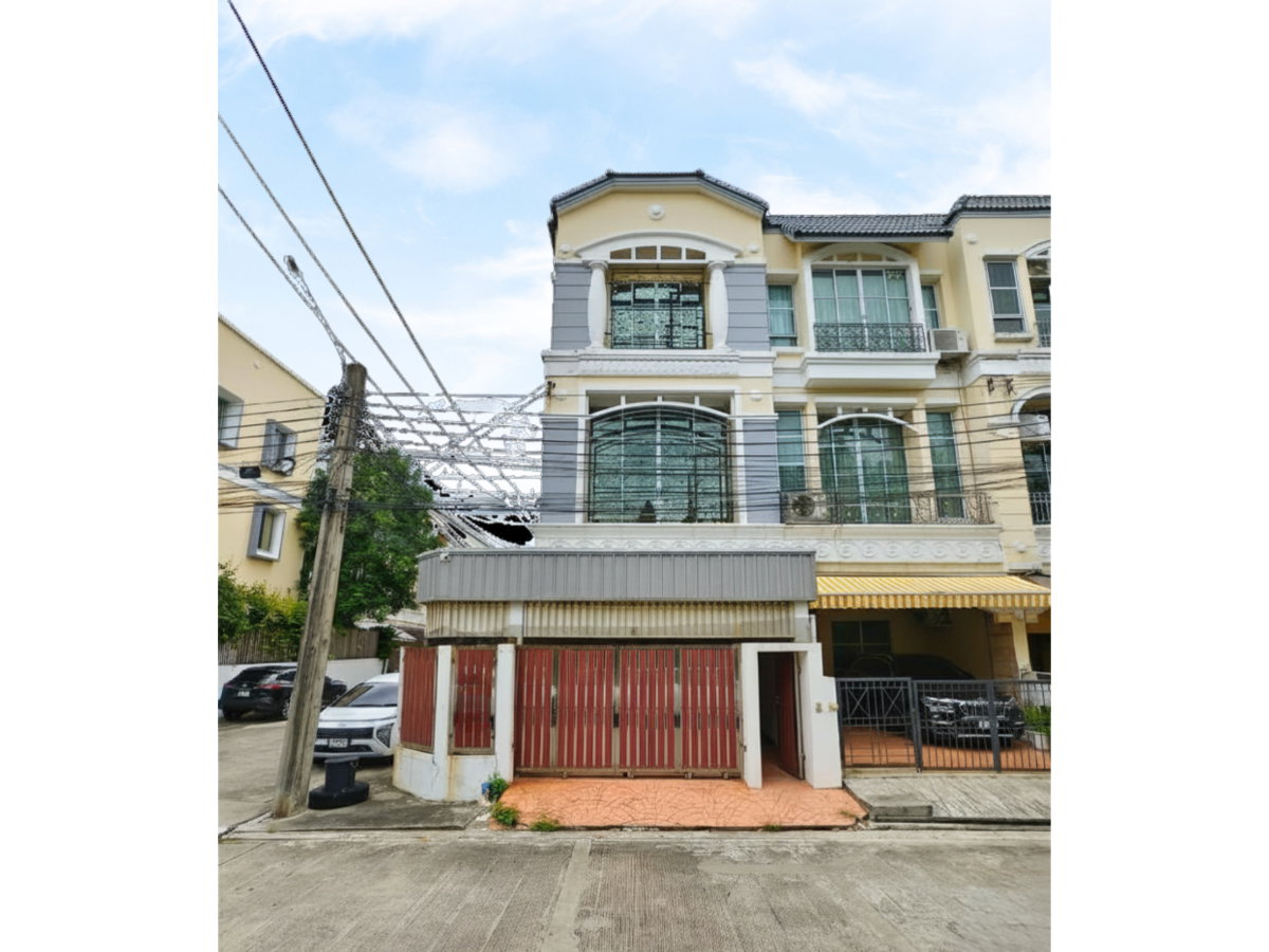 รูป ขาย ทาวน์โฮม แปลงมุม หน้าบ้านไม่ชนใคร ตกแต่งสไตล์ยุโรป พร้อมอยู่ ติดMRTสีเหลือง บ้านกลางเมือง พระราม9-ศรีนครินทร์ 32.3 ตร.ว. 2 ห้องนอน 3 ห้องน้ำ - รูปที่ 18/19