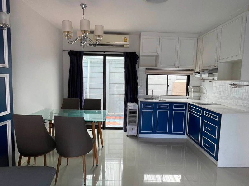 Townhouses for rent : For rent Town Home Baan Klang Muang Rama 9 - Onnut * Pet Friendly* at Line: @homefinder