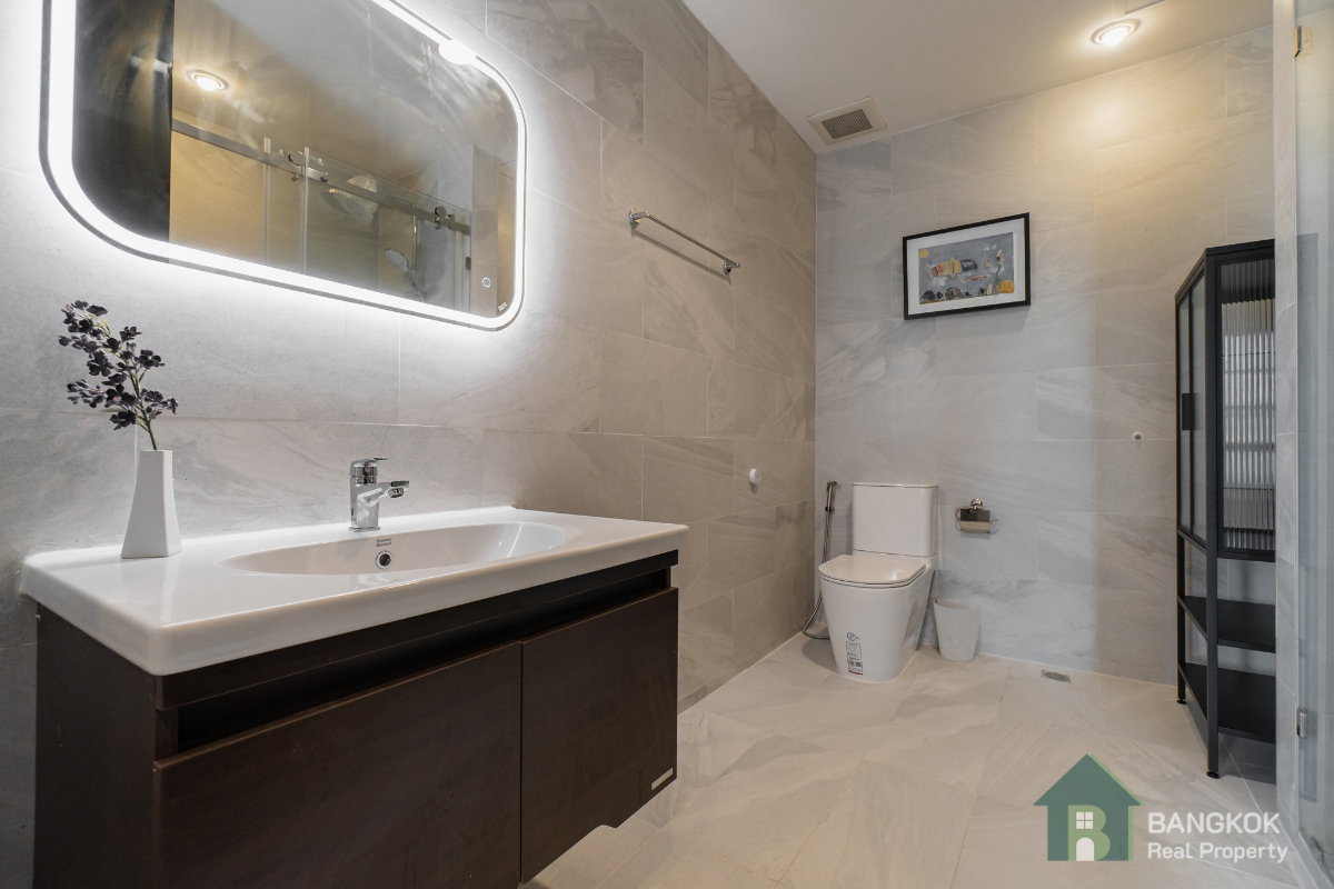 picture Citi Smart Sukhumvit 18 I Condo for Rent 3 Bed BTS Asok - 12/19