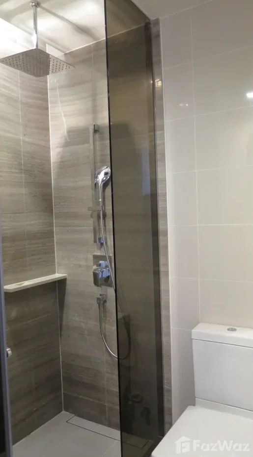 picture 2BR unit on high floor 6628870 - 6/8
