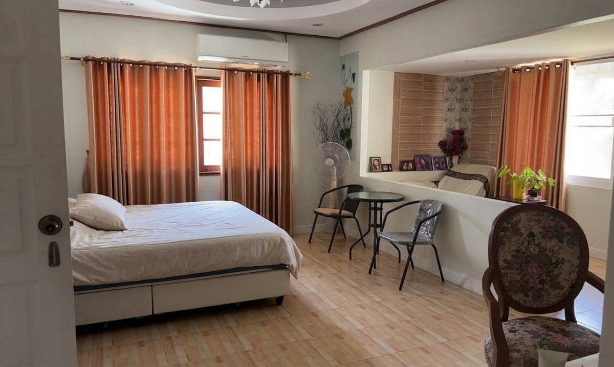 รูป ให้เช่า บ้านเดี่ยวหลังใหญ่ 4 ห้องนอน 3 ห้องน้ำ พื้นที่เยอะ บางแสน-อ่างศิลา  - รูปที่ 3/19