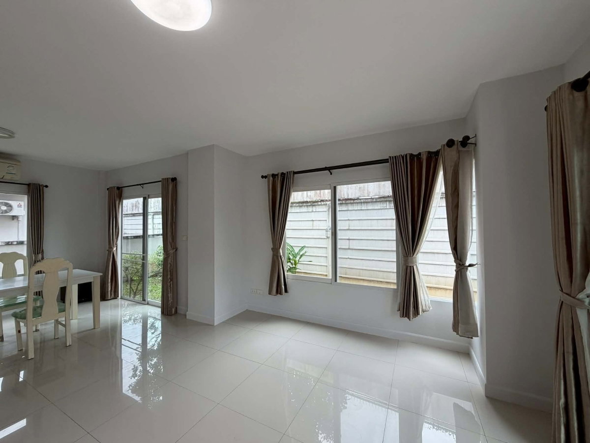 รูป 🏡 ให้เช่าบ้านเดี่ยว 2 ชั้น ในโครงการคุณภาพ สิ่งแวดล้อมดี ความปลอดภัยสูง ทำเลดีมาก เดินทางสะดวก ใกล้รวมโชค มีโชค โลตัส โฮมโปร โรงเรียนนานาชาติ - รูปที่ 14/16