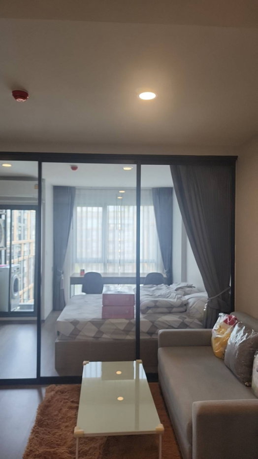 รูป ว่างพร้อมอยู่ #ศาลายาวัน SALAYA ONE มีเครื่องซักผ้า &ฟรี.WI-FI ค่าเช่า 18,000บาท วิวสระแนวยาวสวยมาก 😍 Freeรถรับส่ง.มหิดล - รูปที่ 6/6