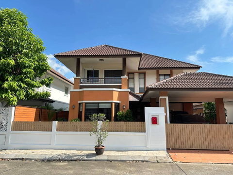 🏡✨ ให้เช่าบ้านเดี่ยว 2 ชั้น หลังใหญ่ ในโครงการคุณภาพ พร้อมคลับเฮ้าส์และสระว่ายน้ำ  #AHD-H1257