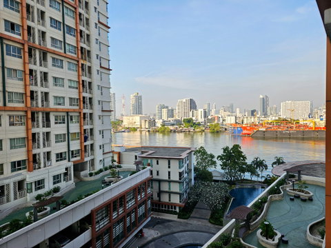 Unbeatable Riverfront Value! Includes Shuttle Boat & Van Services Near Suksawat Tollway 🚢