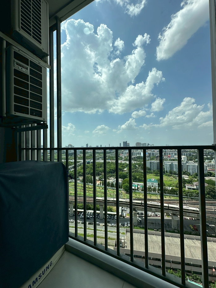 รูป 🛋️💗(พร้อมเปิดห้องให้ดูทันที!) Rich Park @Triple Station 💗🛋️วิวสวย ห้องไม่ร้อน เฟอร์นิเจอร์ครบพร้อมเข้าอยู่🔥🔥 ID LINE: @471ovhib 📲 - รูปที่ 10/11
