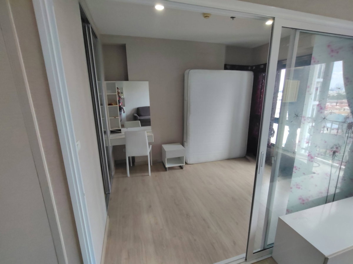 รูป ขายถูก!! The Parkland Phetkasem - Thapra (เดอะ พาร์คแลนด์ เพชรเกษม - ท่าพระ)30 ตร.ม. 1ห้องนอน สนใจแอดไลน์ไอดี @480kttgd - รูปที่ 4/9