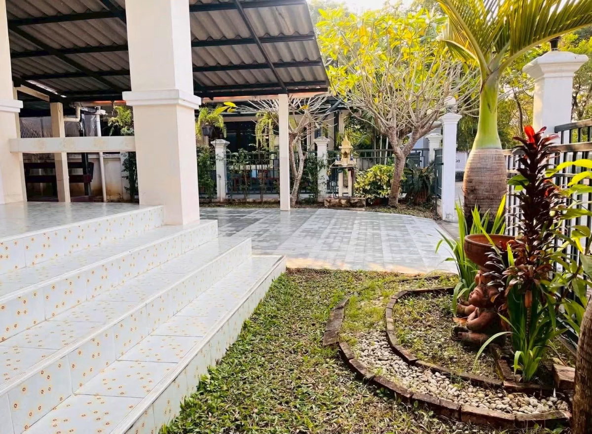 รูป 🏡 ให้เช่าบ้าน ในโครงการ หมู่บ้าน สมหวัง อินทาวน์ สันกลาง ร่มรื่น ทำเลดีมาก เดินทางสะดวก ใกล้ถนนวงแหวนรอบ 2 พร้อมเฟอร์นิเจอร์ครบชุด - รูปที่ 3/10