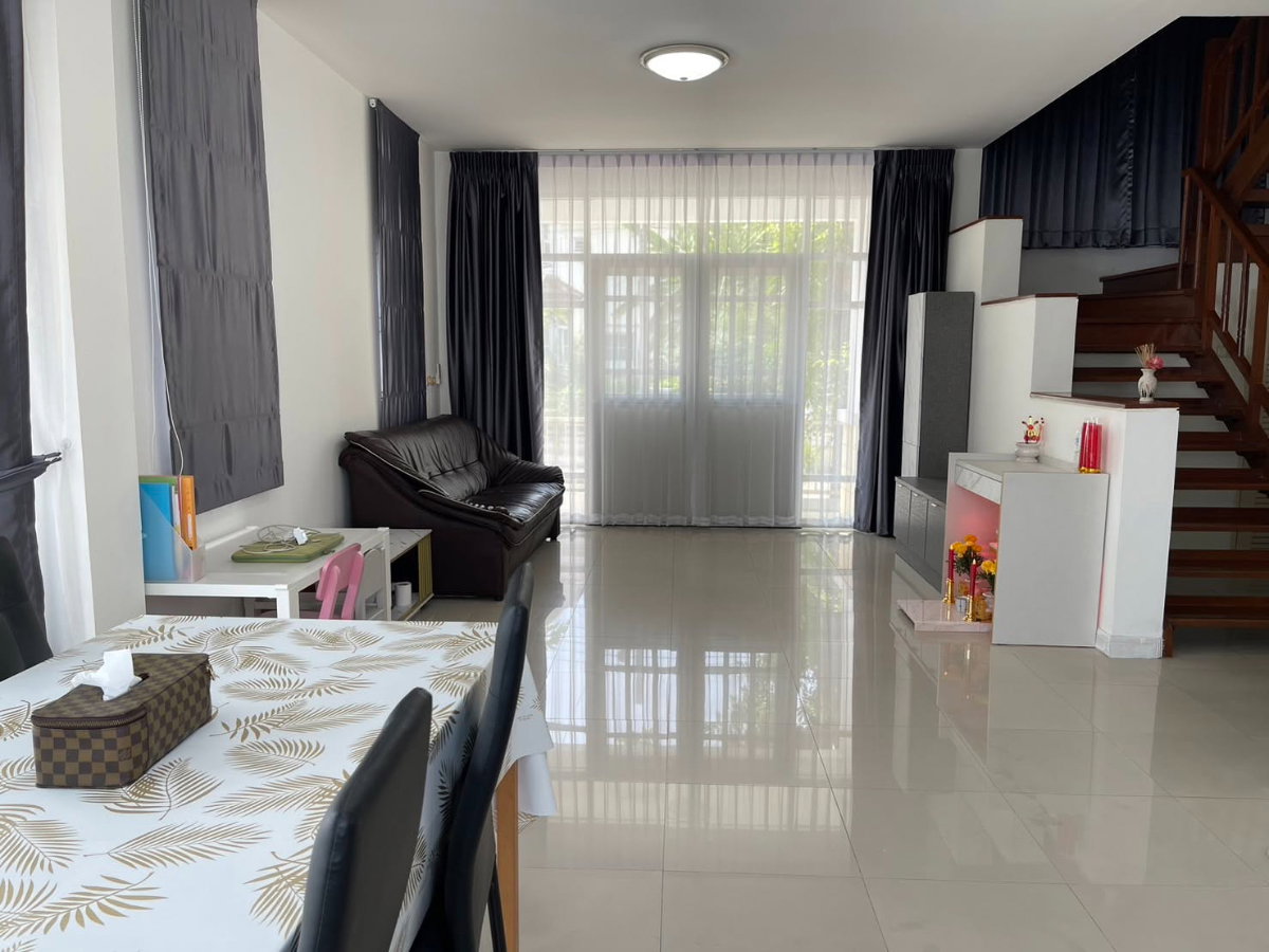 รูป ให้เช่า บ้านเดี่ยว หมู่บ้านสิรินดา พรานา (กิ่งแก้ว 19) ตบแต่งใหม่ ที่ Line : @homefinder - รูปที่ 2/7
