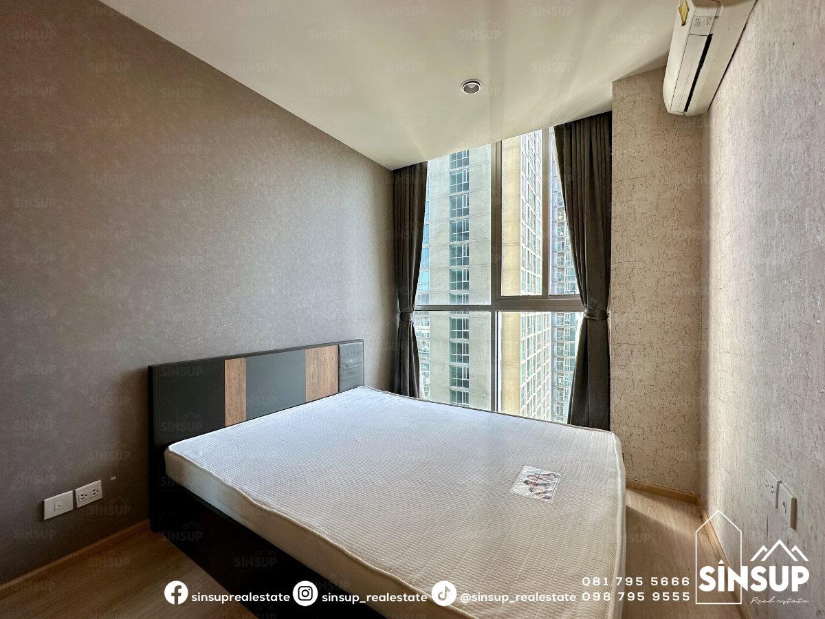 picture 🌆 For Rent | 𝐍𝐨𝐛𝐥𝐞 𝐑𝐞𝐯𝐨𝐥𝐯𝐞 𝐑𝐚𝐭𝐜𝐡𝐚𝐝𝐚 Spacious Combined Unit, 52 Sq.m. | 2 Bedrooms | Near MRT Thailand Cultural Centre - 11/21