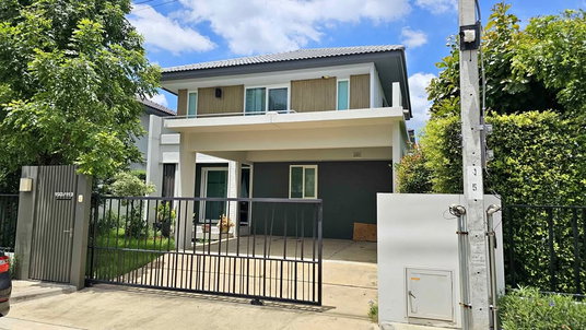 รูปภาพ R3116 ให้เช่าบ้านเดี่ยว หมู่บ้าน มัณฑนา มอเตอร์เวย์-กรุงเทพกรีฑาตัดใหม่ (ว่างค่ะ) ใกล้ Airport Link ลาดกระบัง