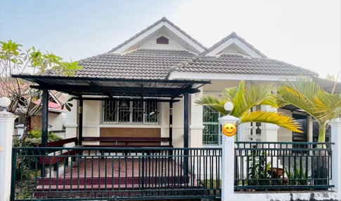 🏡 ให้เช่าบ้าน ในโครงการ หมู่บ้าน สมหวัง อินทาวน์ สันกลาง ร่มรื่น ทำเลดีมาก เดินทางสะดวก ใกล้ถนนวงแหวนรอบ 2 พร้อมเฟอร์นิเจอร์ครบชุด