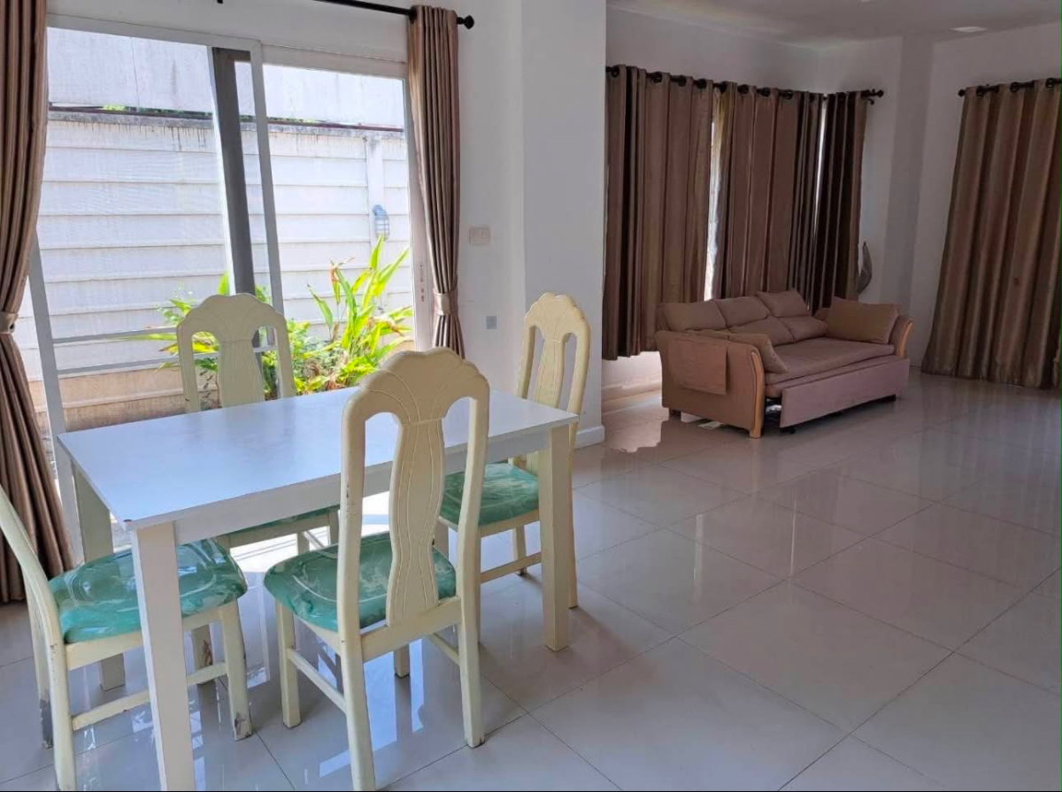รูป 🏡 ให้เช่าบ้านเดี่ยว 2 ชั้น ในโครงการคุณภาพ สิ่งแวดล้อมดี ความปลอดภัยสูง ทำเลดีมาก เดินทางสะดวก ใกล้รวมโชค มีโชค โลตัส โฮมโปร โรงเรียนนานาชาติ - รูปที่ 4/16