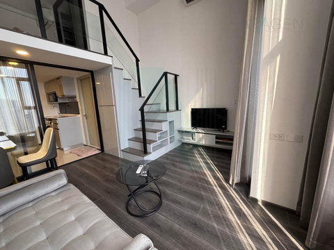 🚩 For Rent Condo KNIGHTSBRIDGE SPACE RATCHAYOTHIN Building 1, Floor 21,Duplex, Room size 37 sqm